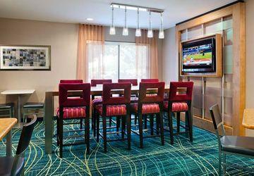 Sonesta Select Airport Hotel 3*