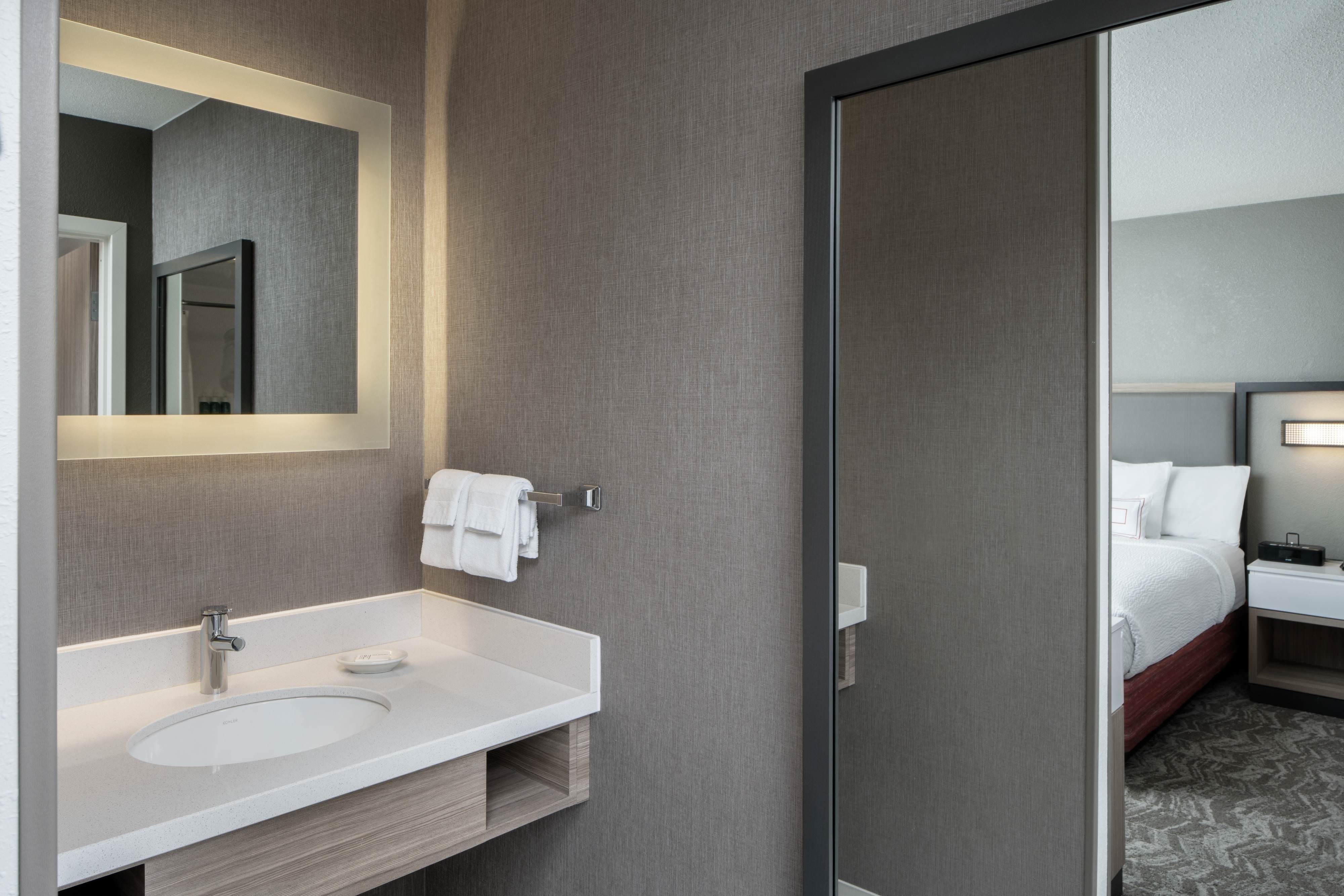 Sonesta Select Airport Nashville